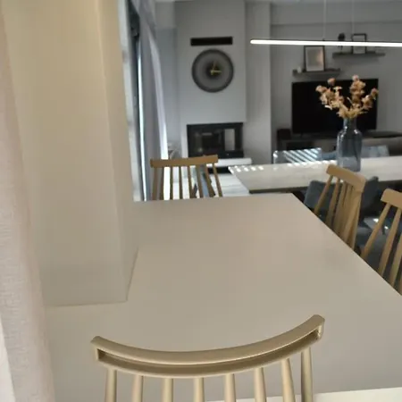 Modern Luxury Suite Kardítsa Buitenkant foto