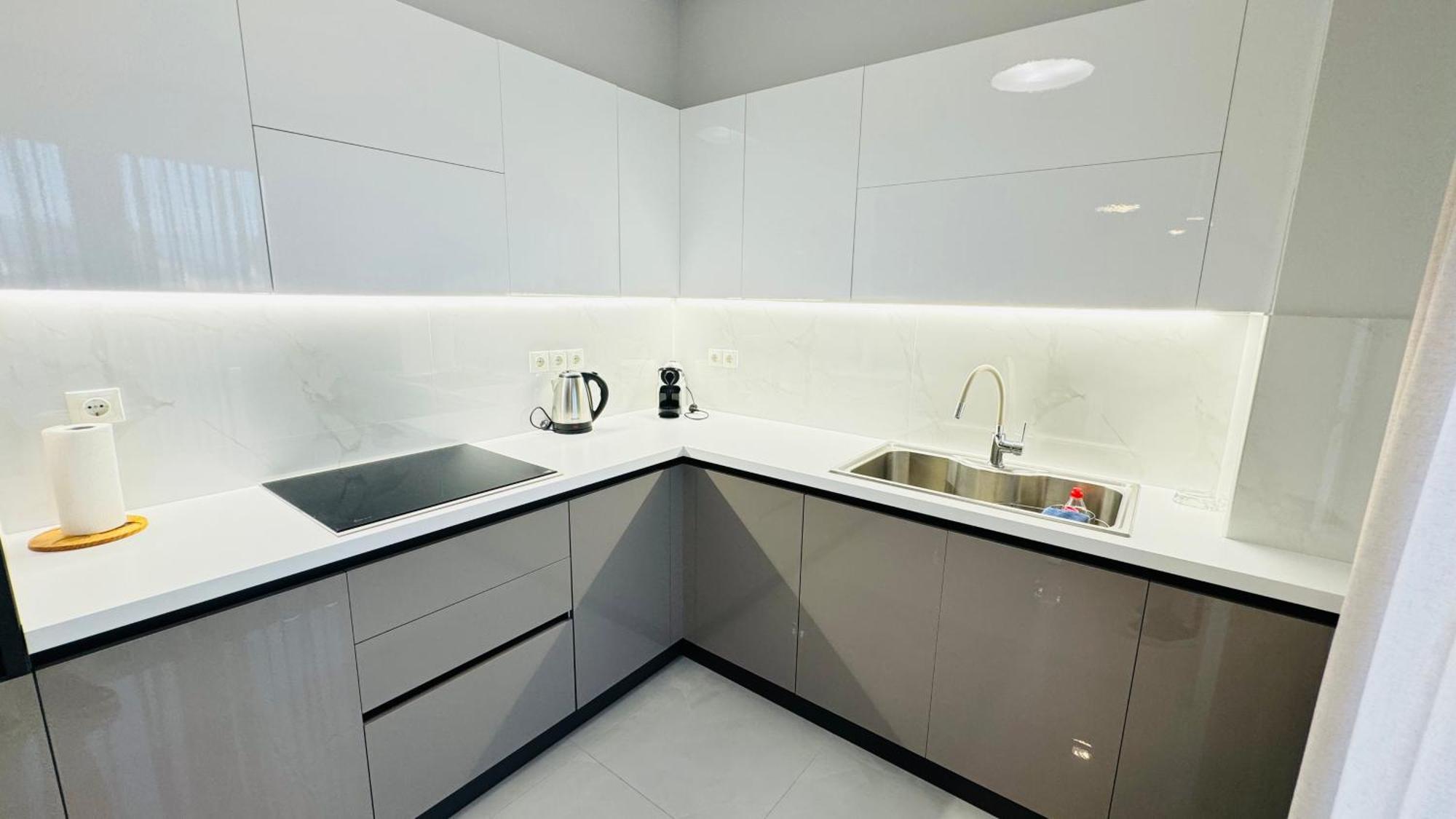 Modern Luxury * Karditsa